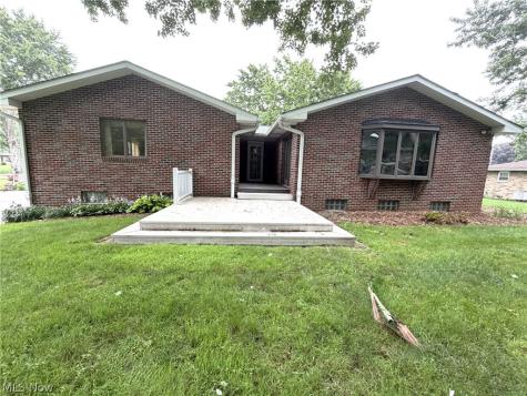 1157 Glenview Drive Mogadore OH 44260