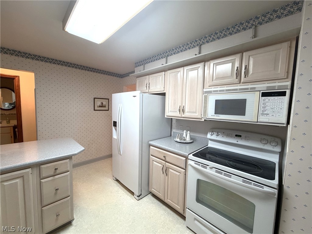 1157 Glenview Drive Mogadore OH 44260