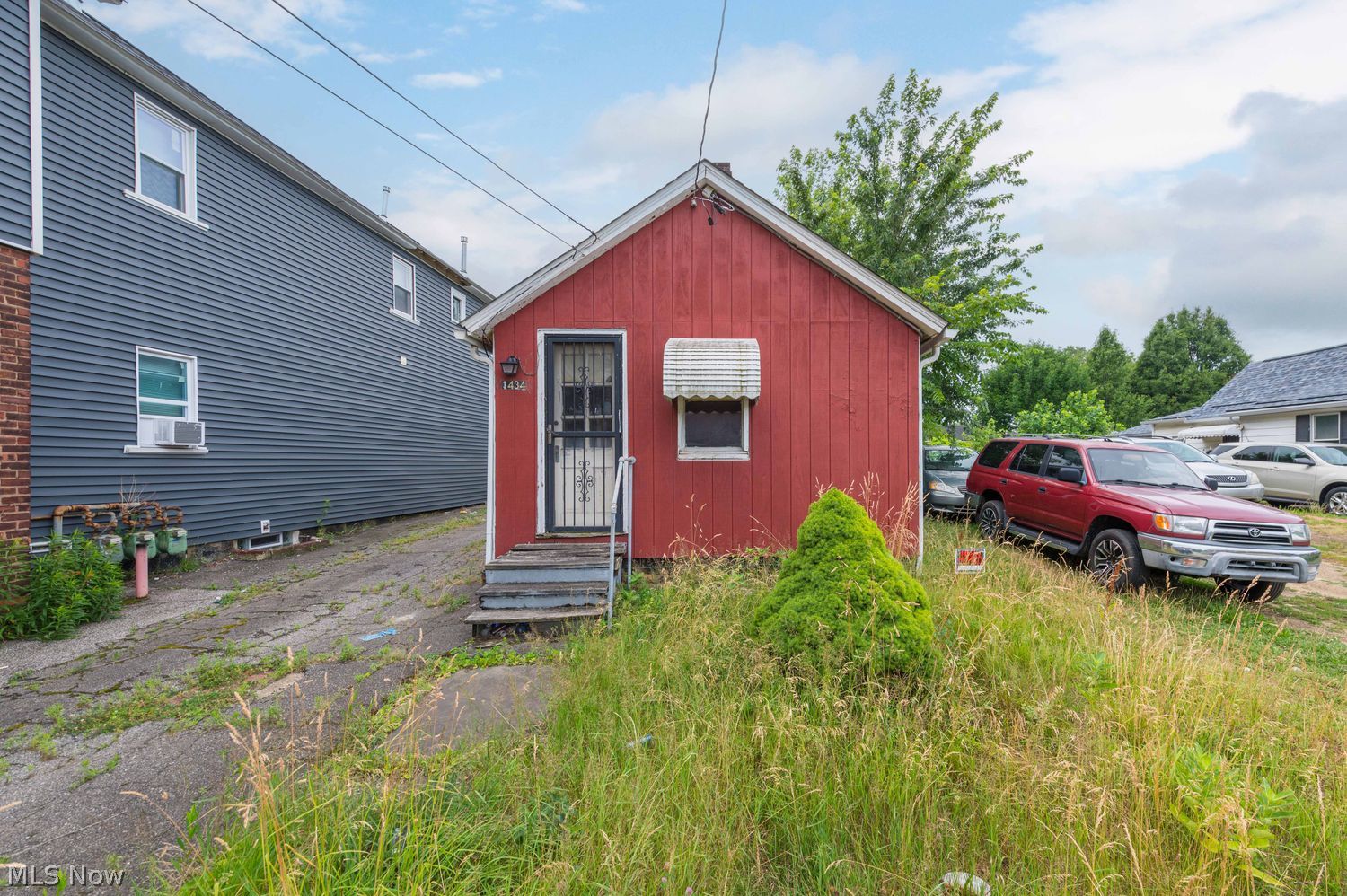 1434 E 45th Street Cleveland OH 44103
