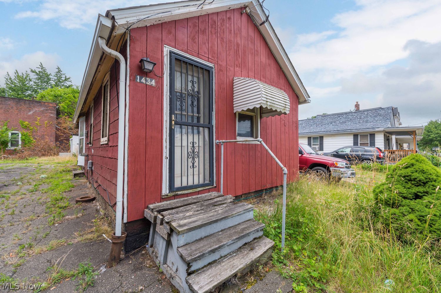1434 E 45th Street Cleveland OH 44103