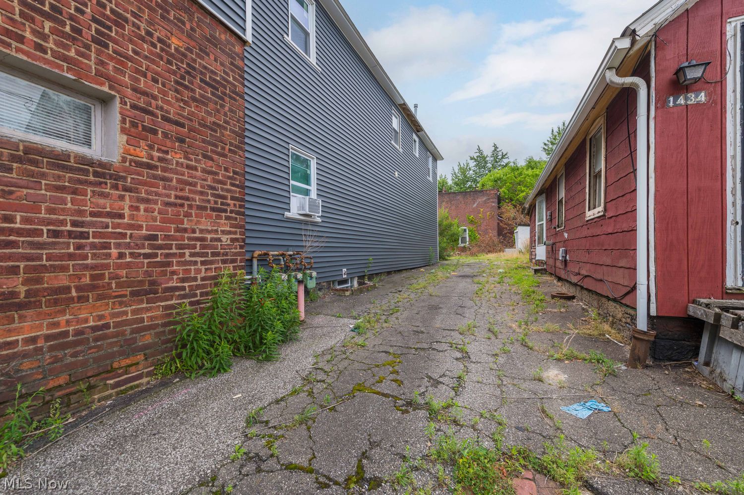 1434 E 45th Street Cleveland OH 44103