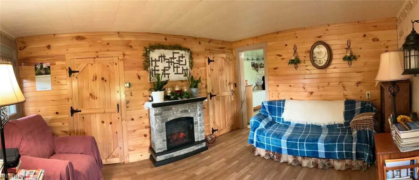 25601 County Road 367 Walhonding OH 43843