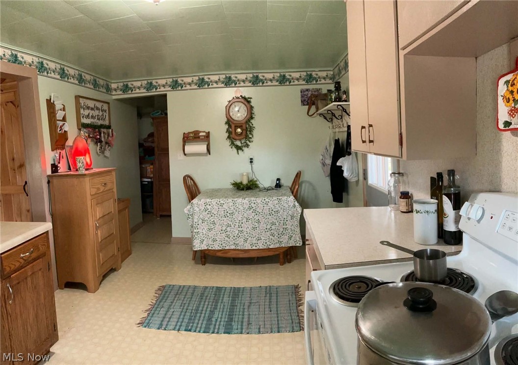 25601 County Road 367 Walhonding OH 43843