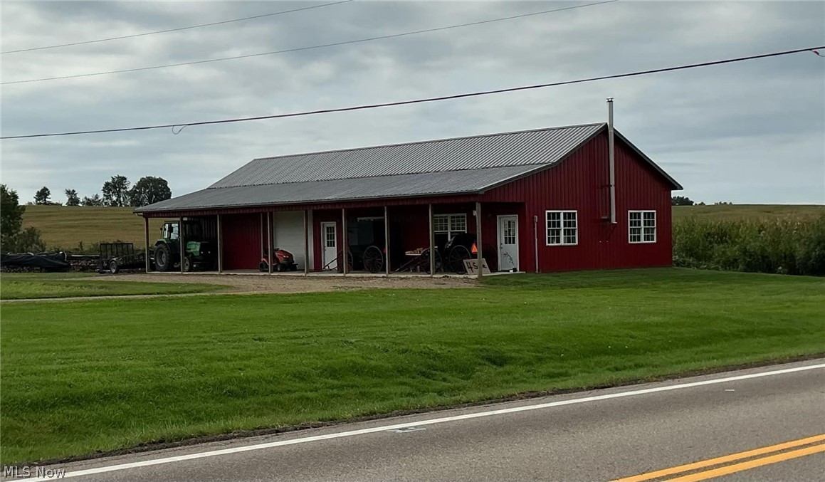 25601 County Road 367 Walhonding OH 43843