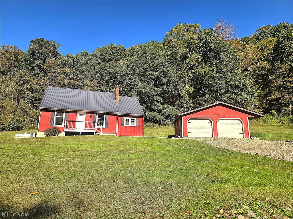 49410 Pioneer Road Negley OH 44441