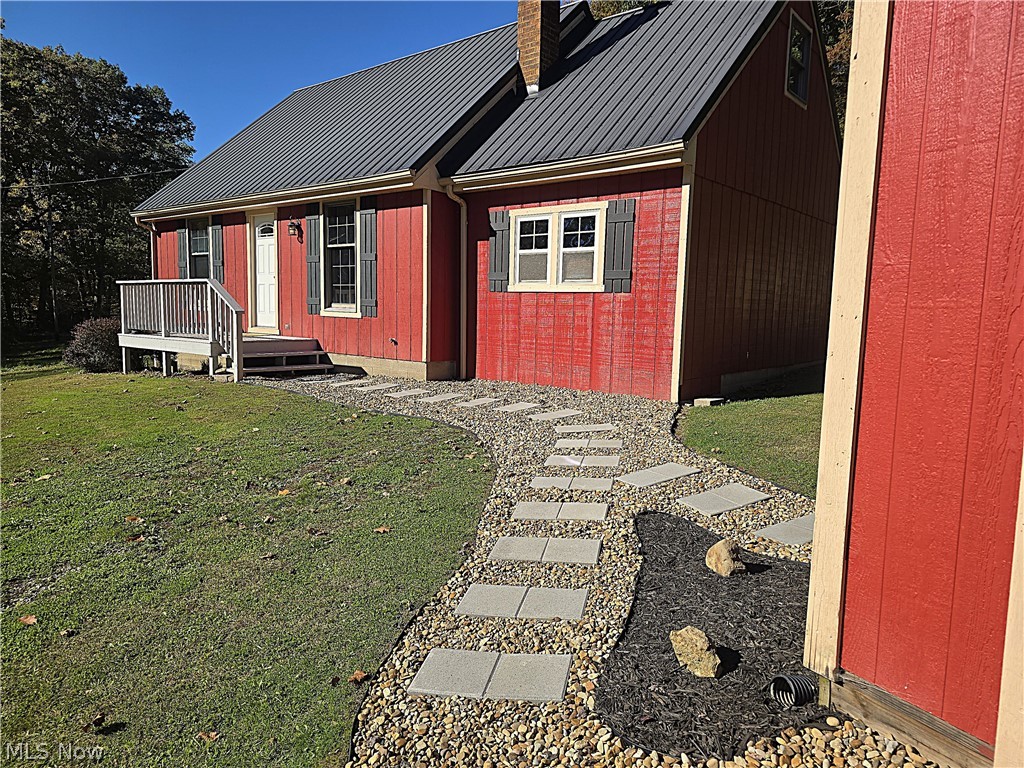 49410 Pioneer Road Negley OH 44441