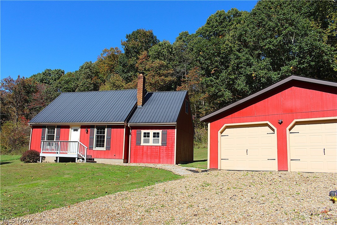 49410 Pioneer Road Negley OH 44441