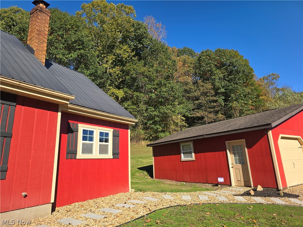 49410 Pioneer Road Negley OH 44441