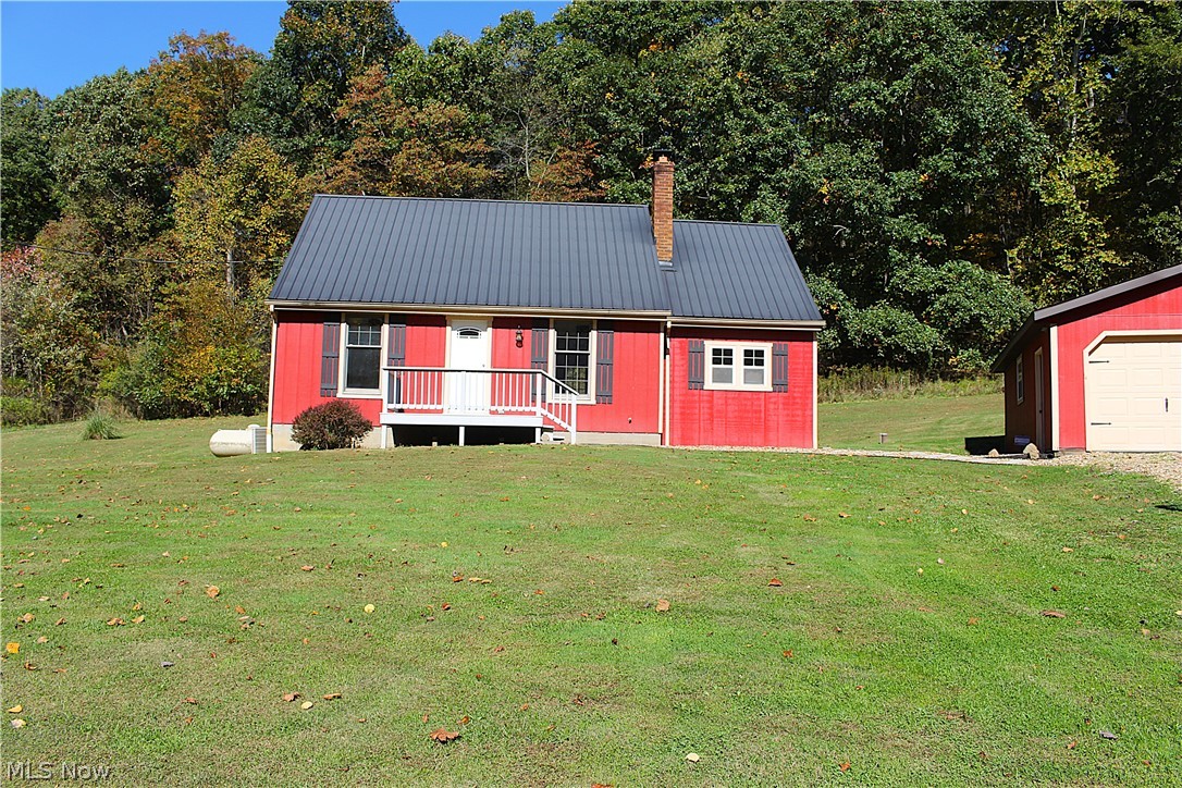 49410 Pioneer Road Negley OH 44441