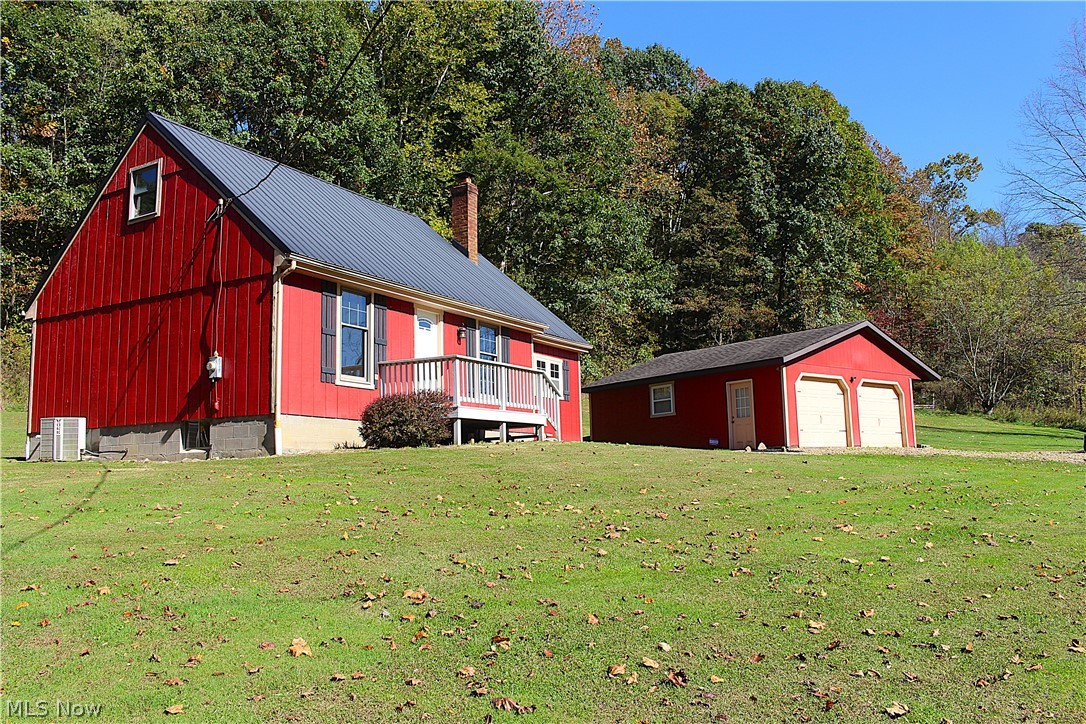 49410 Pioneer Road Negley OH 44441