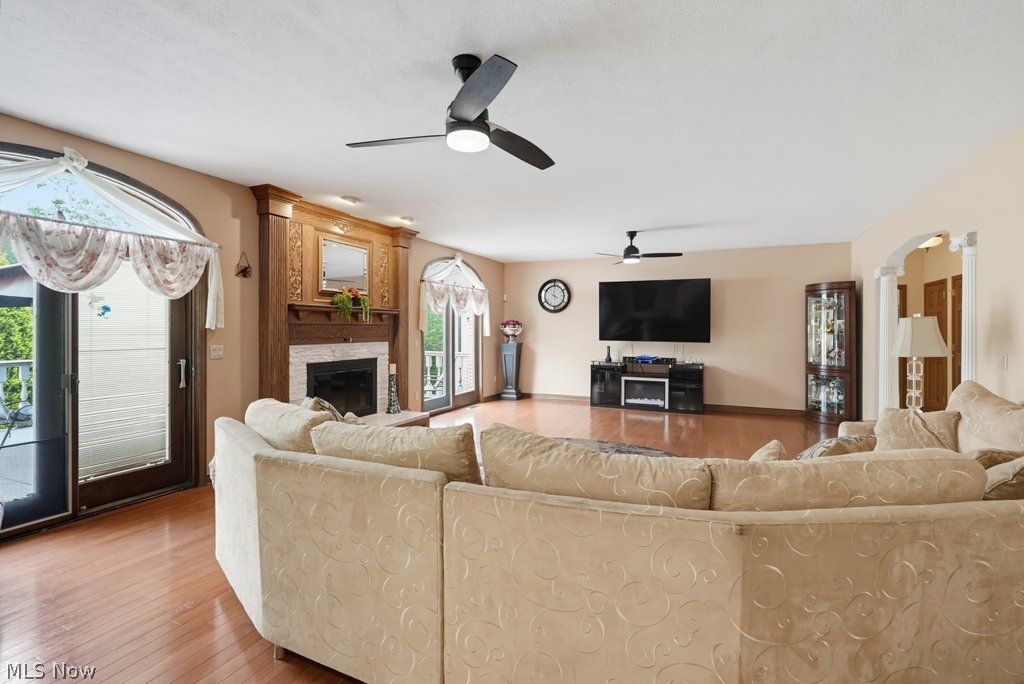 2080 Oxford Circle Hinckley OH 44233