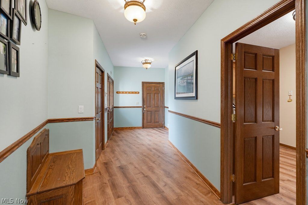 2080 Oxford Circle Hinckley OH 44233
