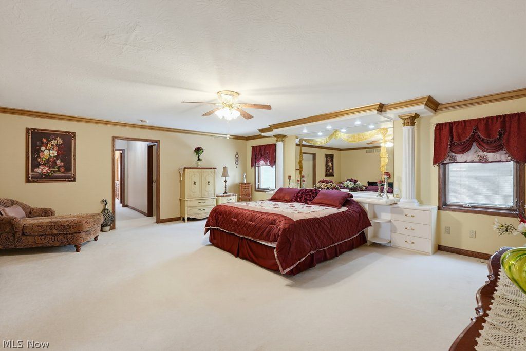 2080 Oxford Circle Hinckley OH 44233