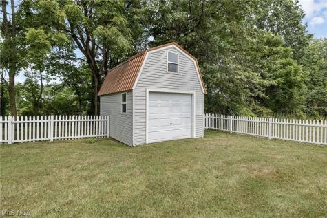 1033 Wabash Avenue Grafton OH 44044