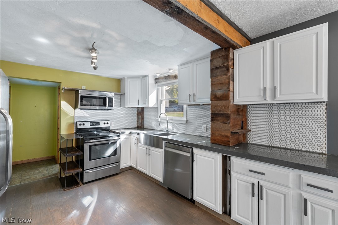 536 NW Jackson Avenue NW Massillon OH 44646