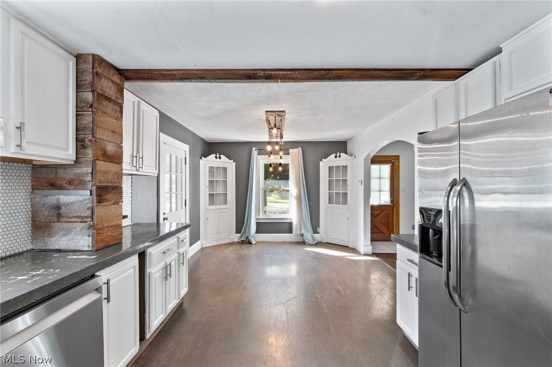 536 NW Jackson Avenue NW Massillon OH 44646