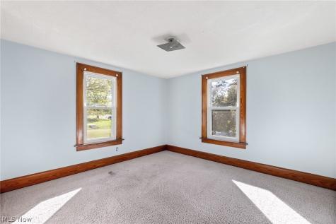 536 NW Jackson Avenue NW Massillon OH 44646