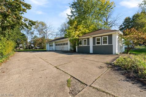 536 NW Jackson Avenue NW Massillon OH 44646
