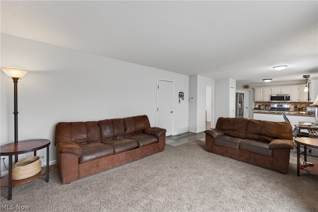 30 Chelmsford Drive Aurora OH 44202