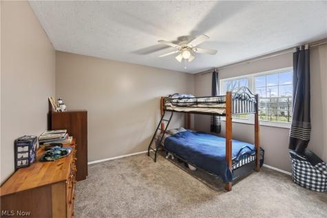 30 Chelmsford Drive Aurora OH 44202