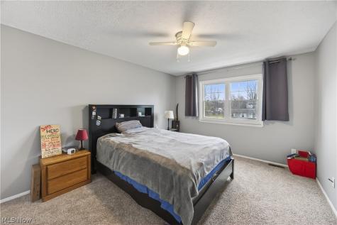 30 Chelmsford Drive Aurora OH 44202