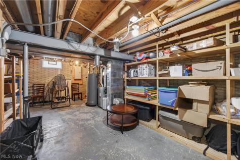 30 Chelmsford Drive Aurora OH 44202