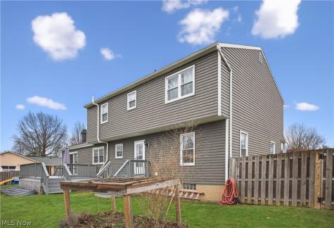 30 Chelmsford Drive Aurora OH 44202