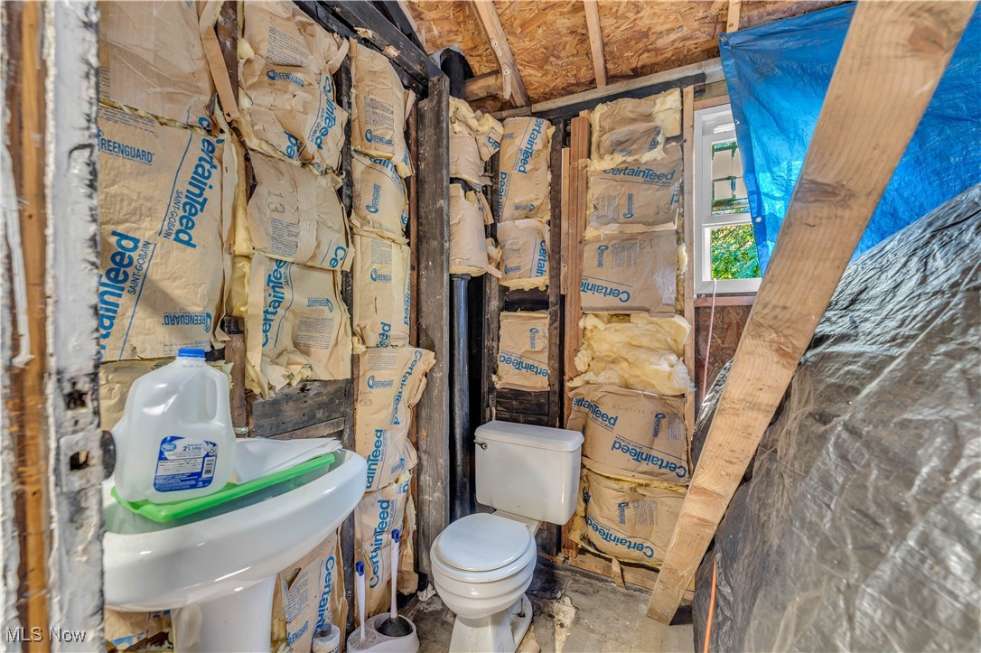 1392 Belcher Avenue Akron OH 44314