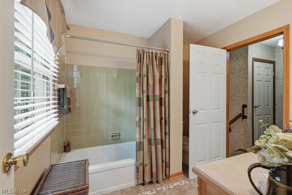 154 Pickwick Drive Northfield OH 44067
