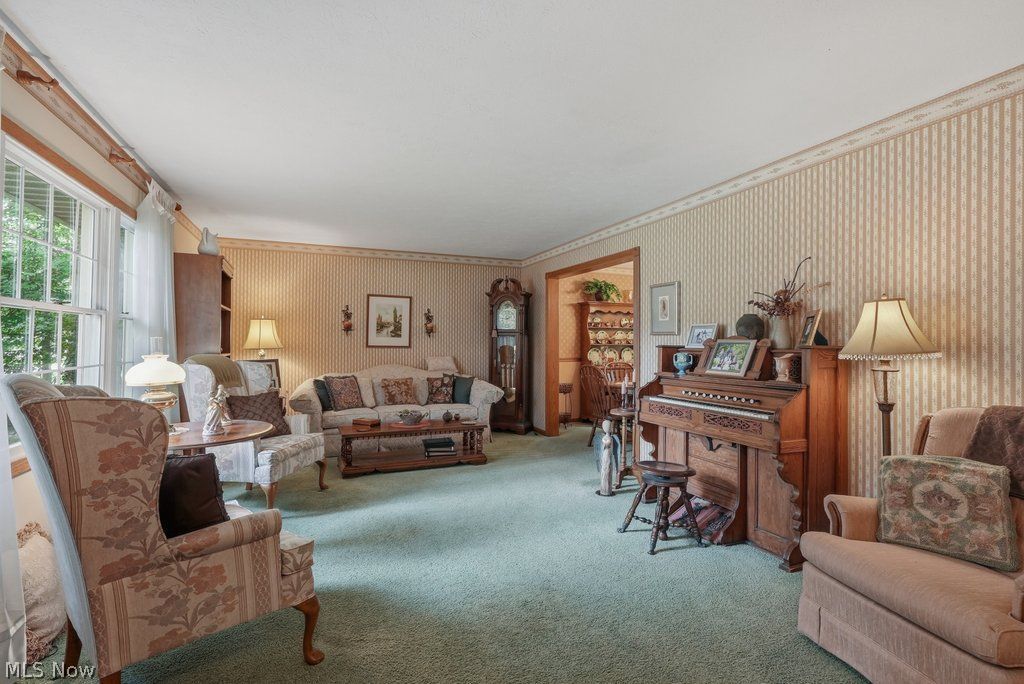 154 Pickwick Drive Northfield OH 44067