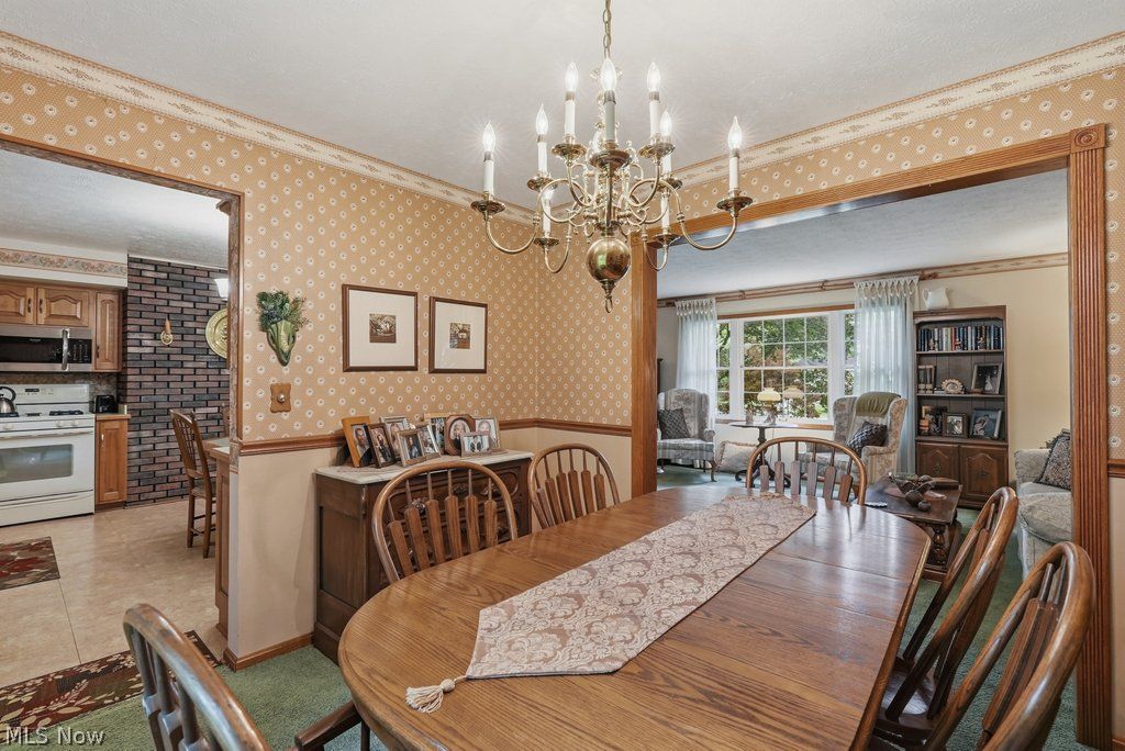 154 Pickwick Drive Northfield OH 44067