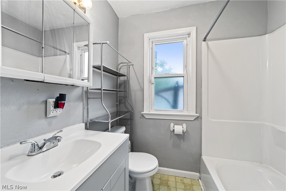 5000 Kenmore Avenue Parma OH 44134
