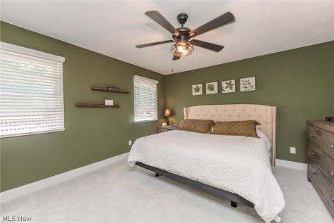 19687 Cross Creek Oval Strongsville OH 44136
