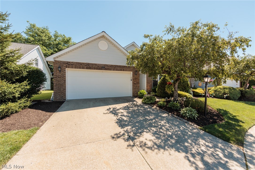 19687 Cross Creek Oval Strongsville OH 44136