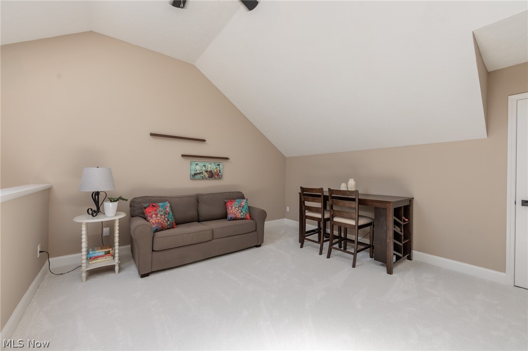 19687 Cross Creek Oval Strongsville OH 44136