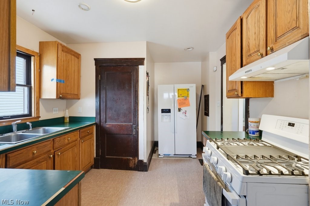 3937 W 23rd Street Cleveland OH 44109