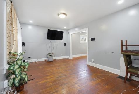 3937 W 23rd Street Cleveland OH 44109