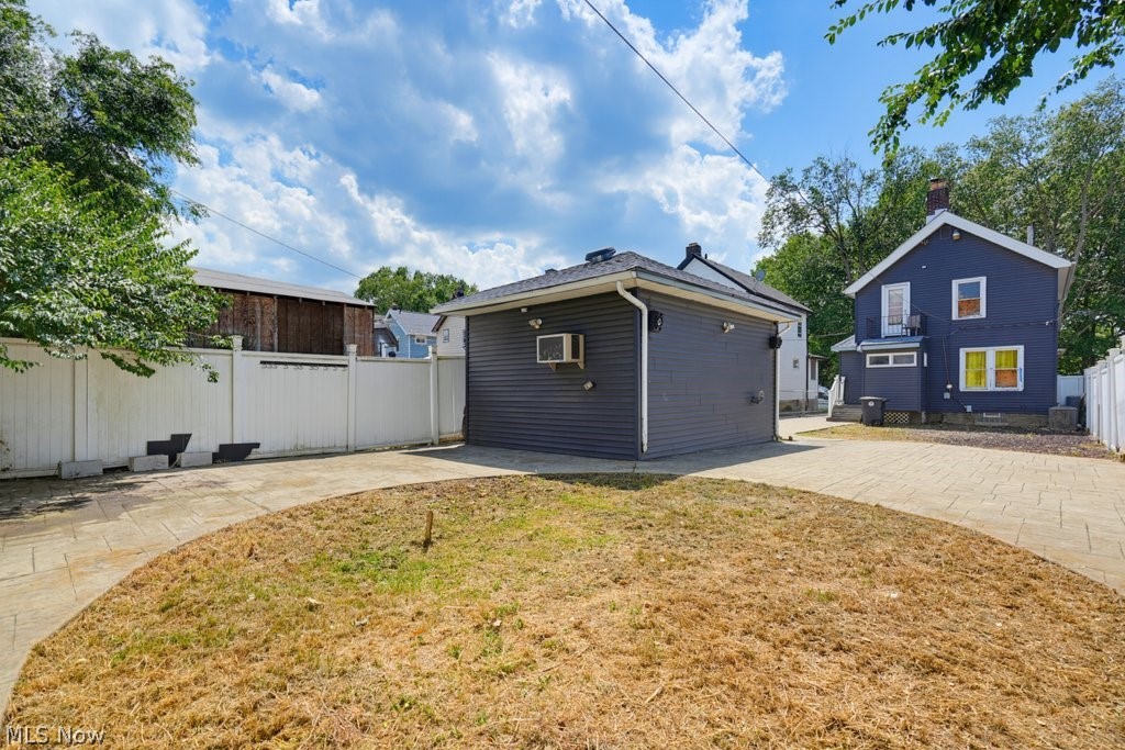 3937 W 23rd Street Cleveland OH 44109