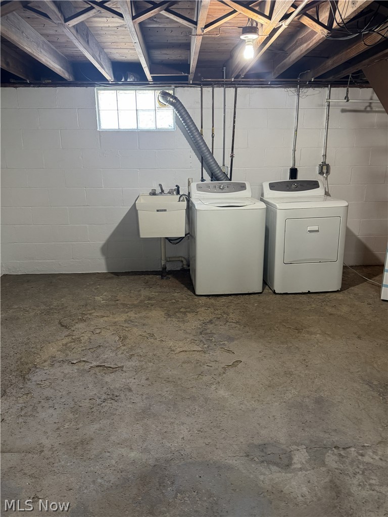 204 E Baird Avenue Barberton OH 44203