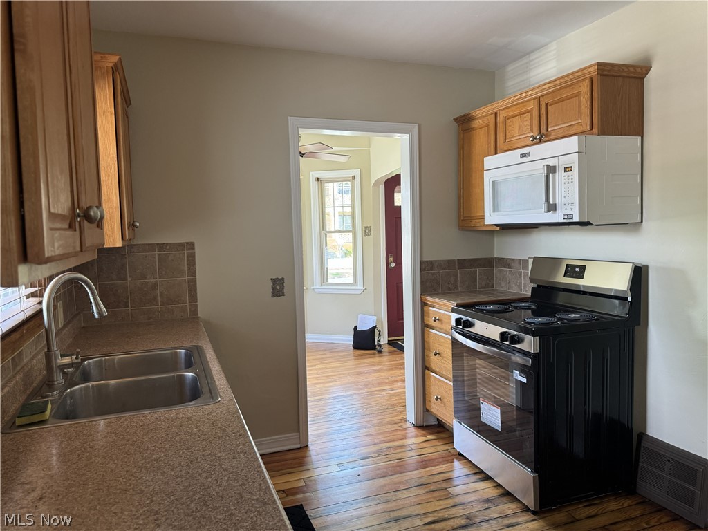 204 E Baird Avenue Barberton OH 44203