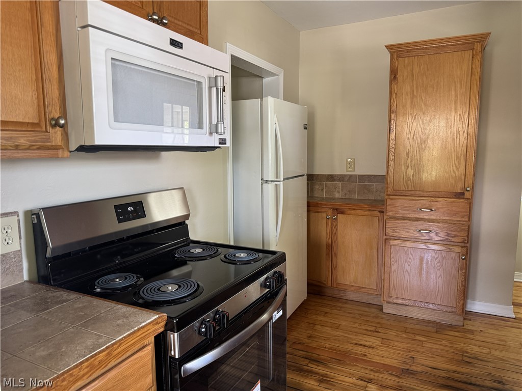 204 E Baird Avenue Barberton OH 44203