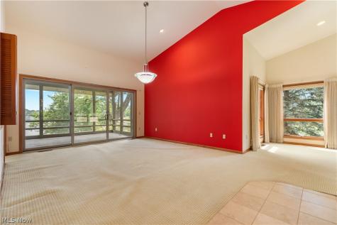 5234 Pinedrive Circle NW Canton OH 44718