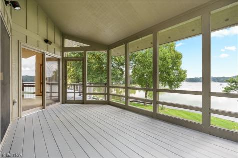 5234 Pinedrive Circle NW Canton OH 44718