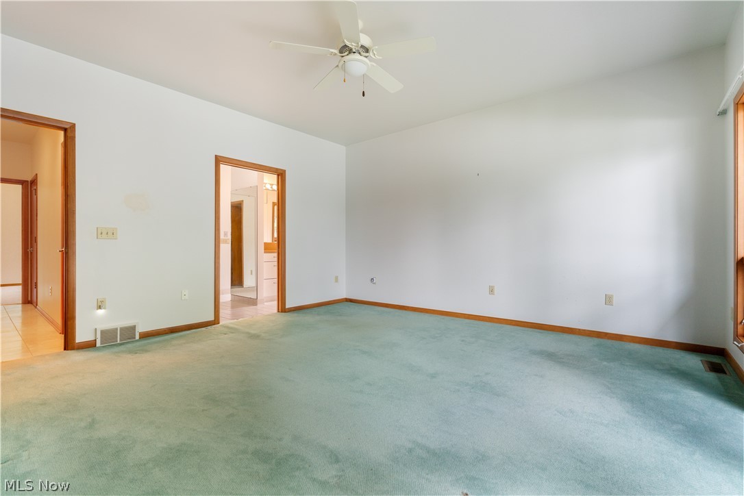 5234 Pinedrive Circle NW Canton OH 44718