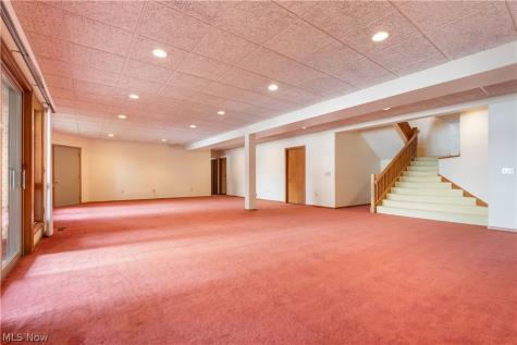 5234 Pinedrive Circle NW Canton OH 44718