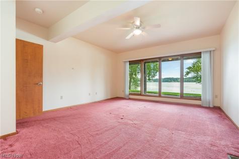5234 Pinedrive Circle NW Canton OH 44718