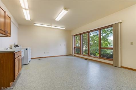 5234 Pinedrive Circle NW Canton OH 44718