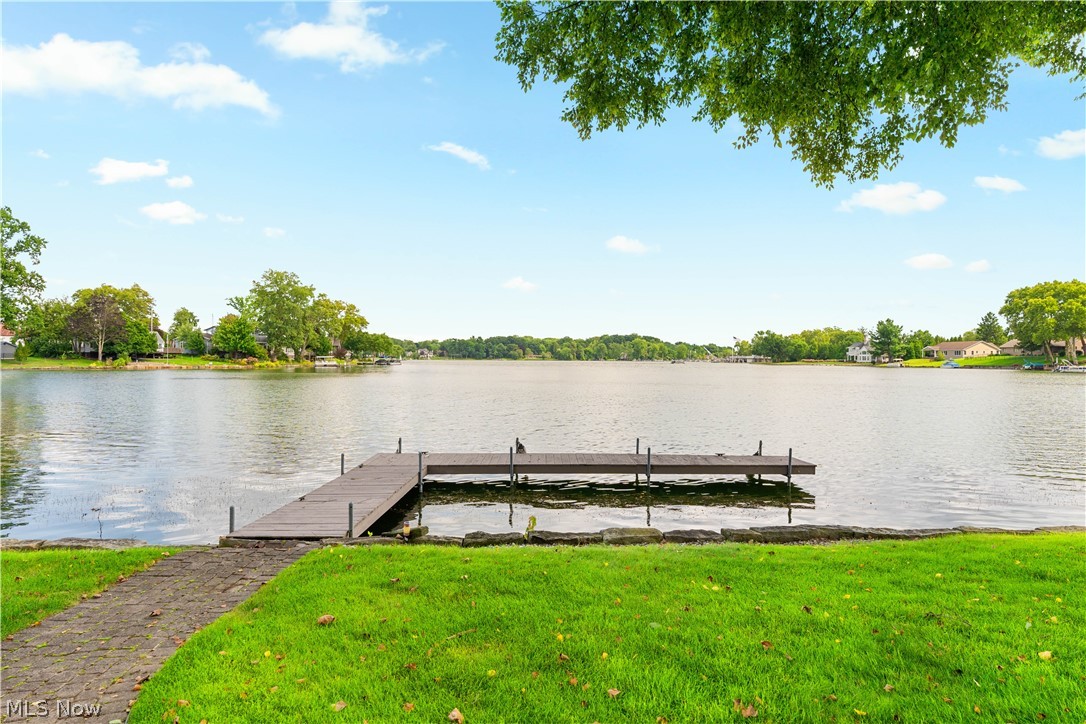 5234 Pinedrive Circle NW Canton OH 44718