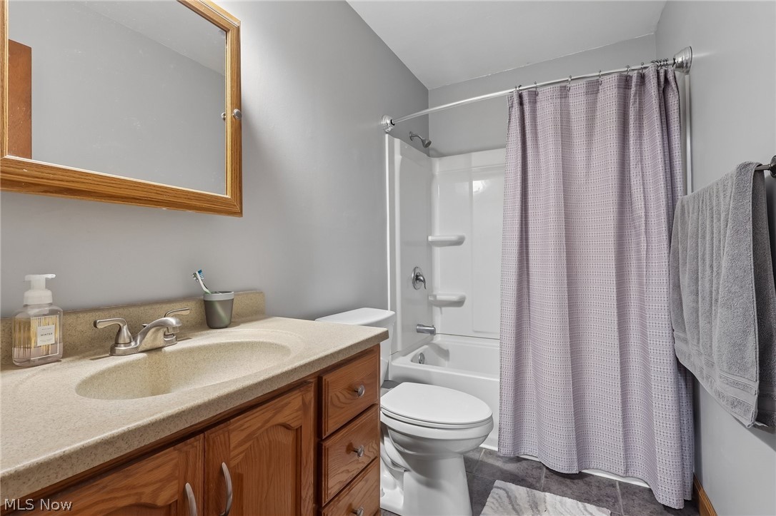 1262 Arthur Court Madison OH 44057