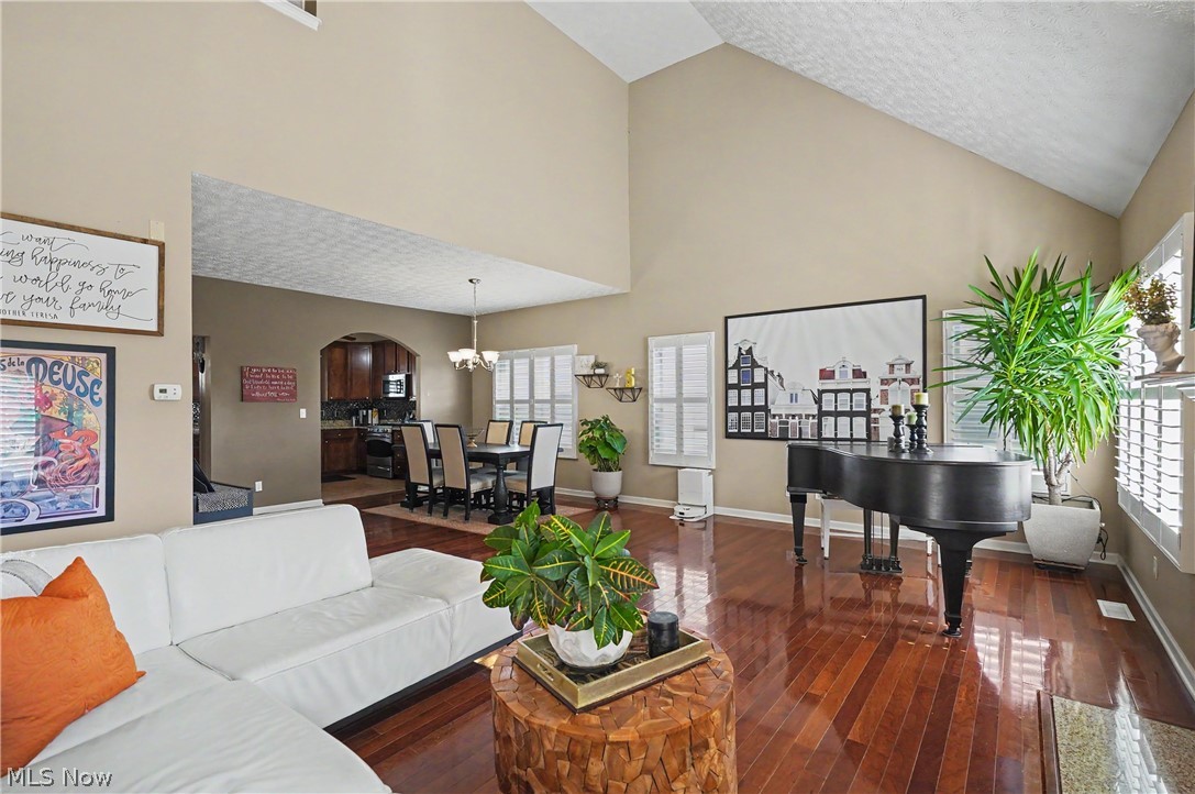 3865 Arcadia Circle Willoughby OH 44094